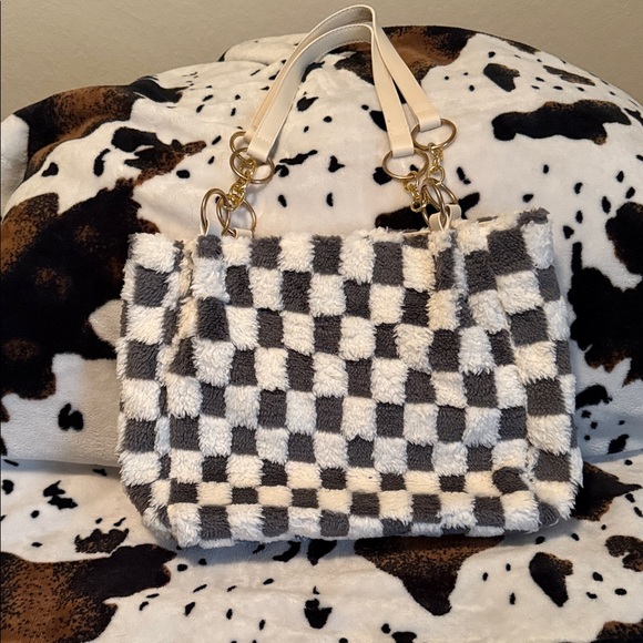 Checkered Black and White Shoulder Bag - Picture 3 of 4